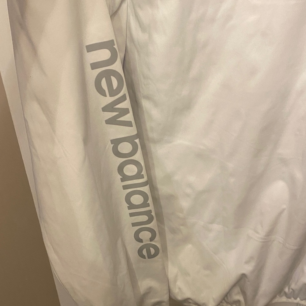 New Balance Light Half-Zip Hoodie - Picture 5 of 5